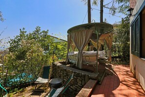 Terrace/patio - Holiday Home in Sassetta with Pool and Garden (Sassetta)