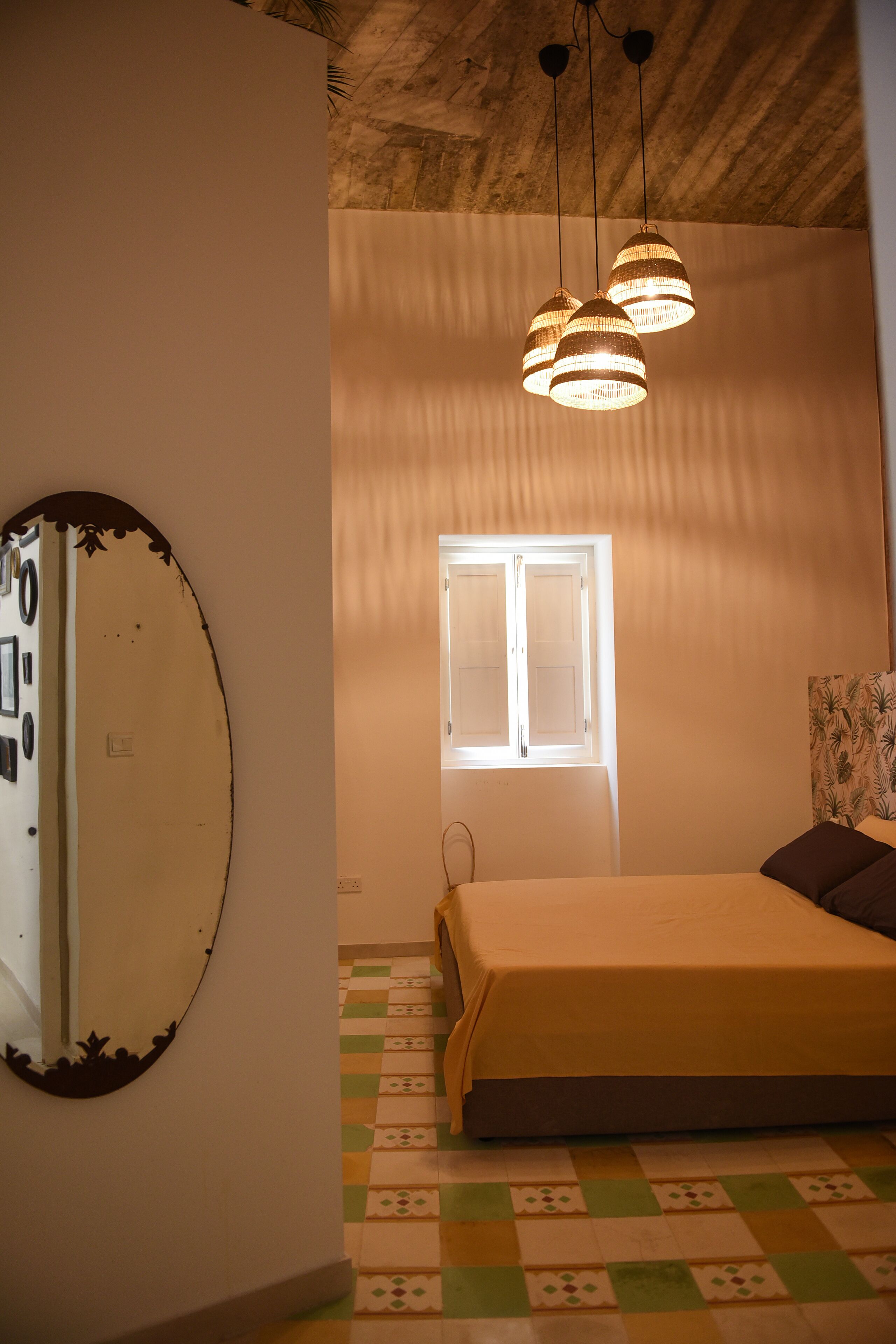 2 室のベッドルーム、アイロン / アイロン台、WiFi (無料)、ベッドシーツ