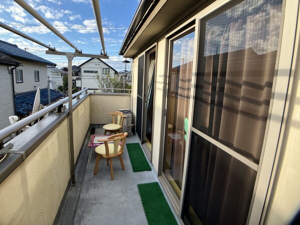 Property grounds - Near Disneyland, Tokyo, Beach, Narita Airport and Makuhari Messe.Sunny Big House (Narashino)