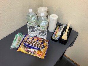 Food and drink - Near Disneyland, Tokyo, Beach, Narita Airport and Makuhari Messe.Sunny Big House (Narashino)