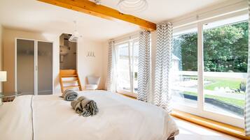 5 bedrooms, free WiFi