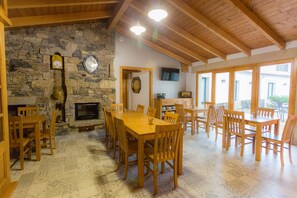 Dining room - Casa da Ponte de Penas (Melide)