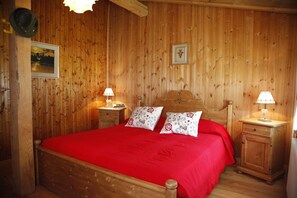 5 bedrooms, free WiFi