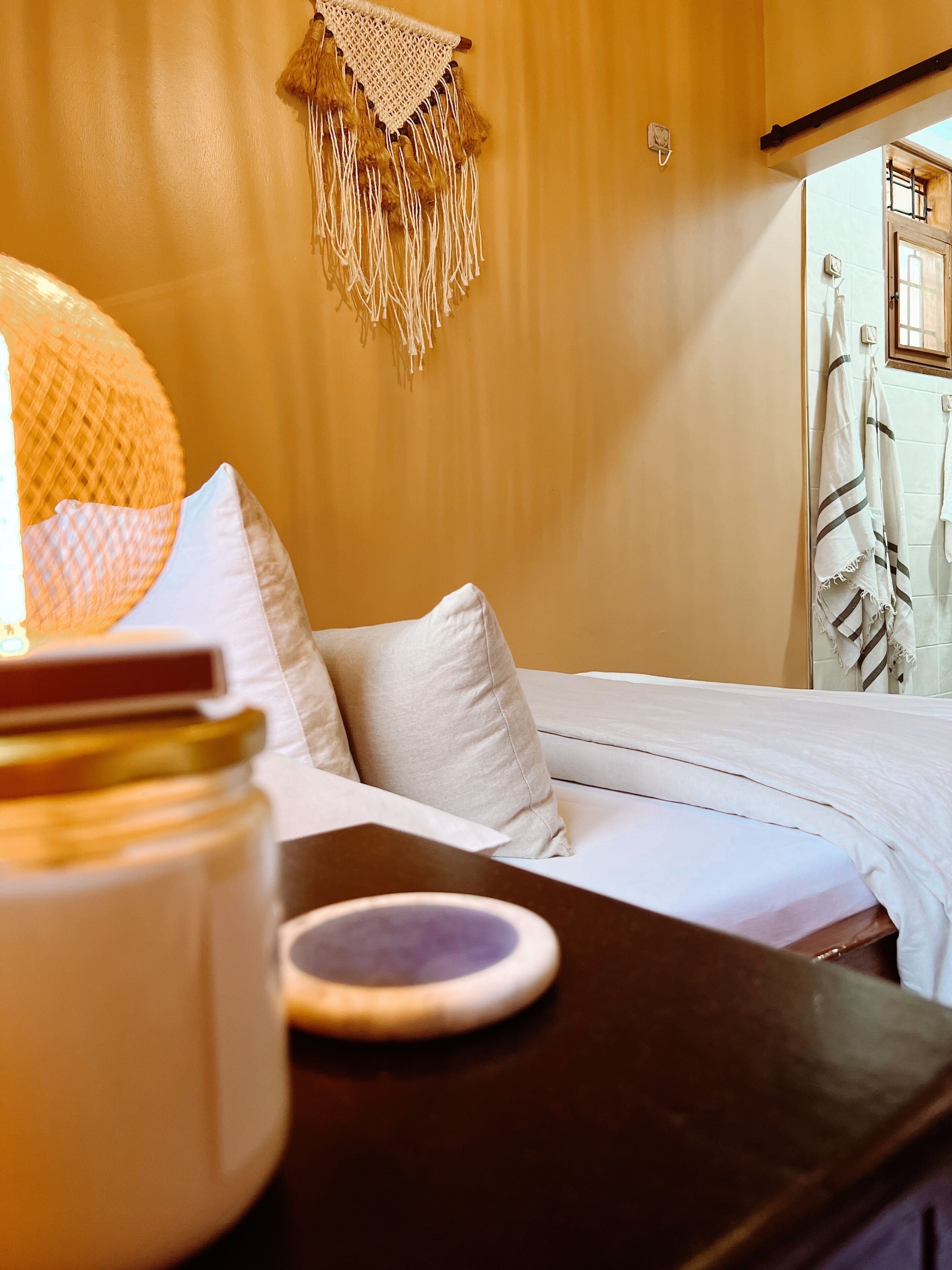 1 chambre, bureau, fer et planche à repasser, Wi-Fi gratuit