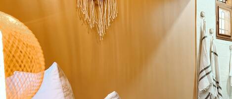 1 chambre, bureau, fer et planche Ă repasser, Wi-Fi gratuit