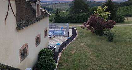 Country house with swimming pool