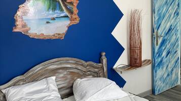 2 bedrooms, iron/ironing board, free WiFi