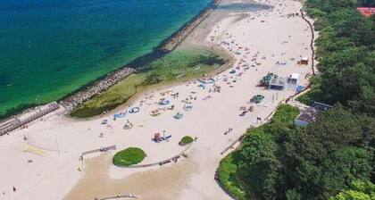 Pet-Friendly Home w/ Garden