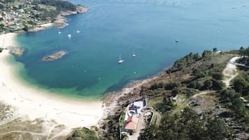 Playa en los alrededores