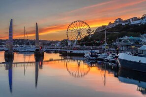 Villa | Marina - Lovely Period Villa Sleeps 8 Resting in Torquay (Torquay)
