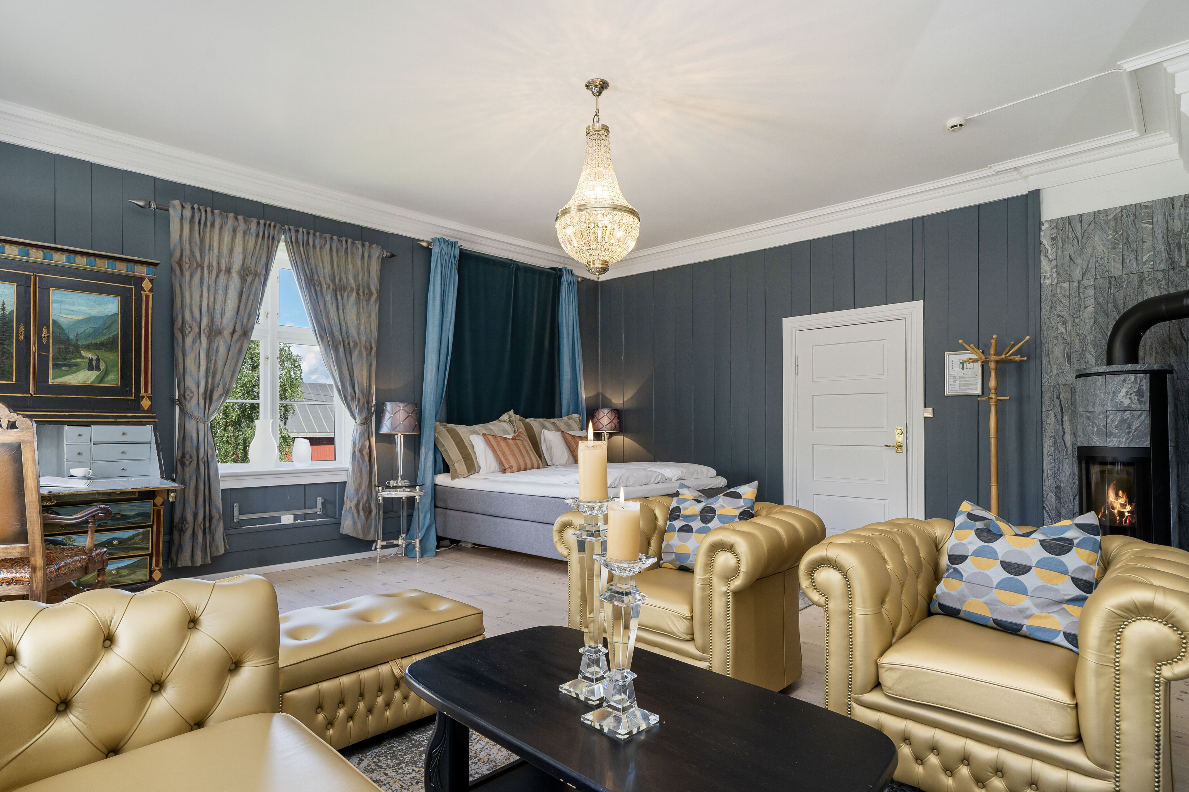 Tradisjonell suite | Skrivebord, wi-fi (inkludert) og sengetøy