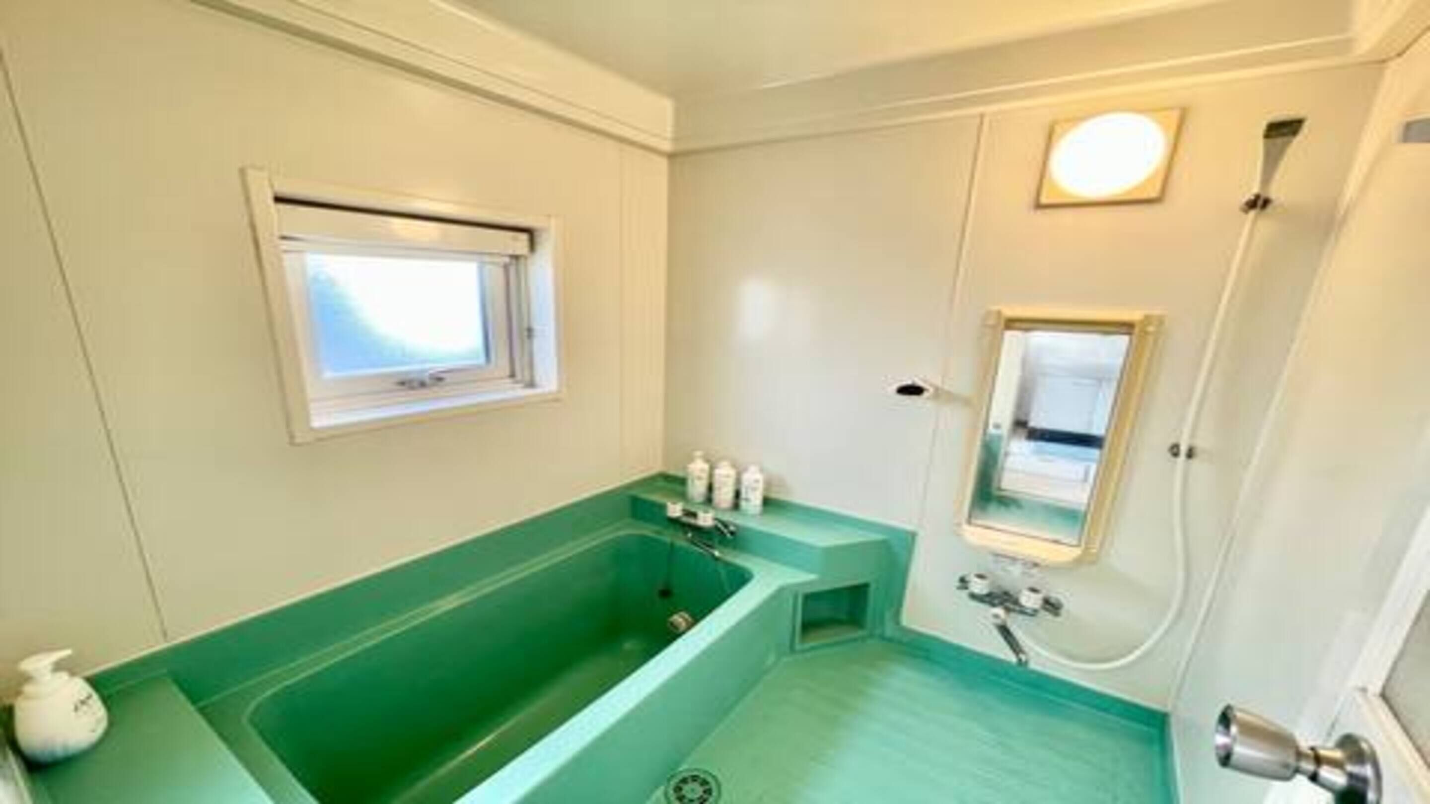 베이직 코티지 | 욕실 | 무료 세면용품, 비데, 타월, 비누