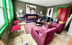 Smart TV, fireplace, books