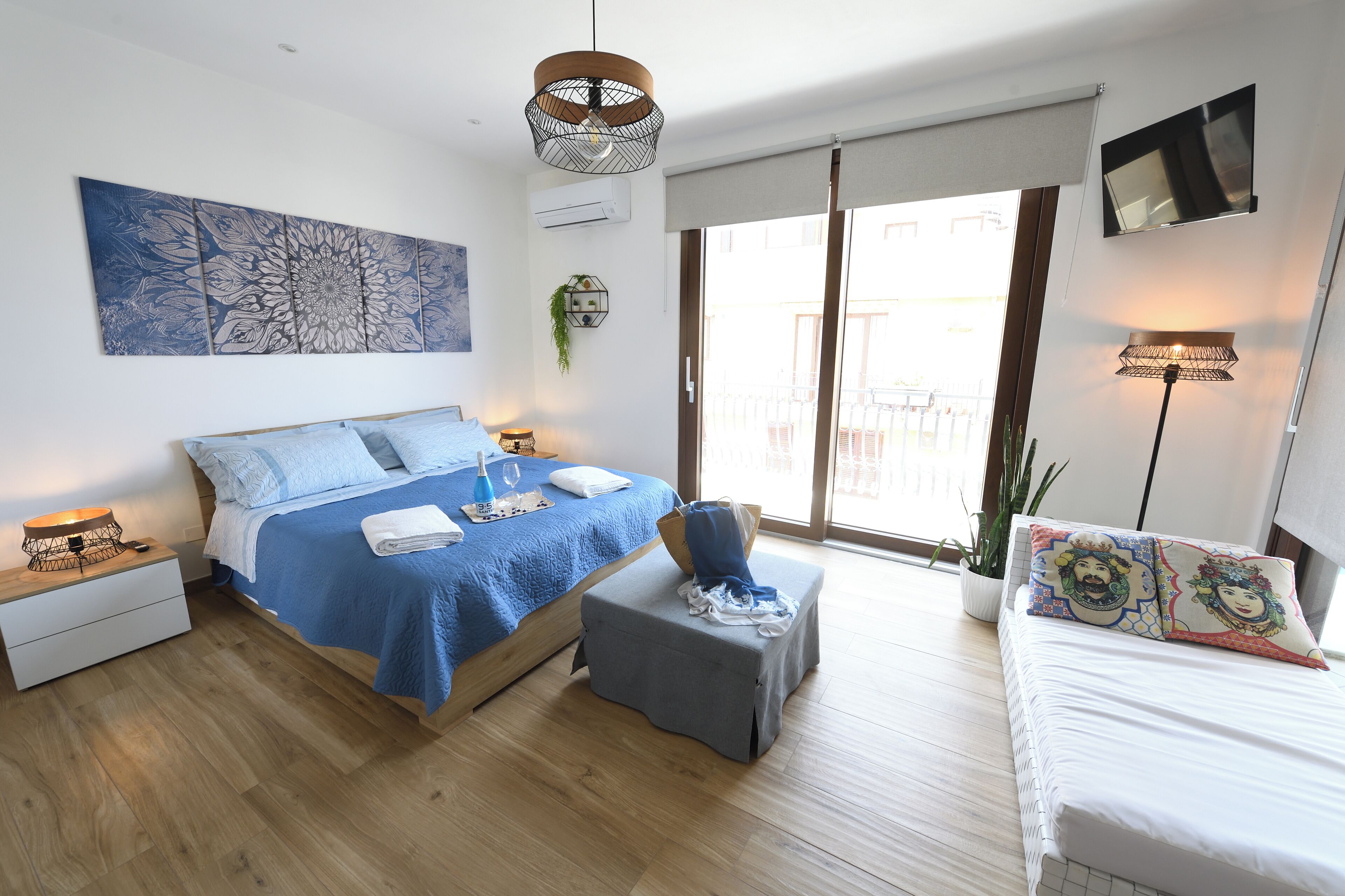 2 sovrum, skrivbord, strykjärn/strykbräda och gratis wi-fi