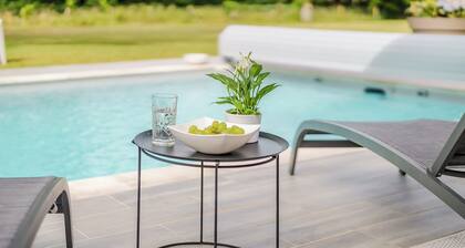 Villa de Nocfond, luxe rural Ă 2h de Paris avec jacuzzi, sauna, piscine, clim