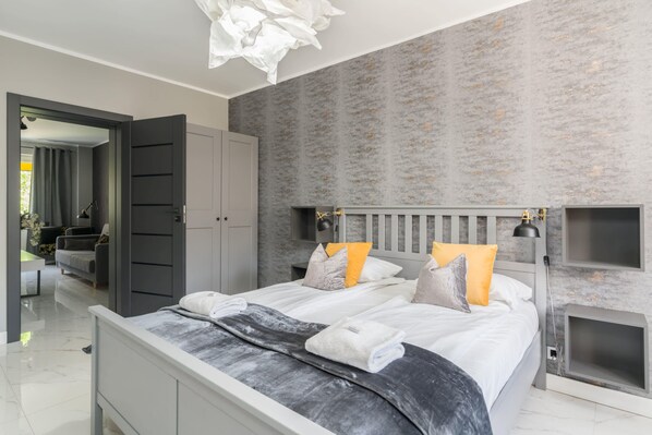 1 bedroom, desk, iron/ironing board, bed sheets