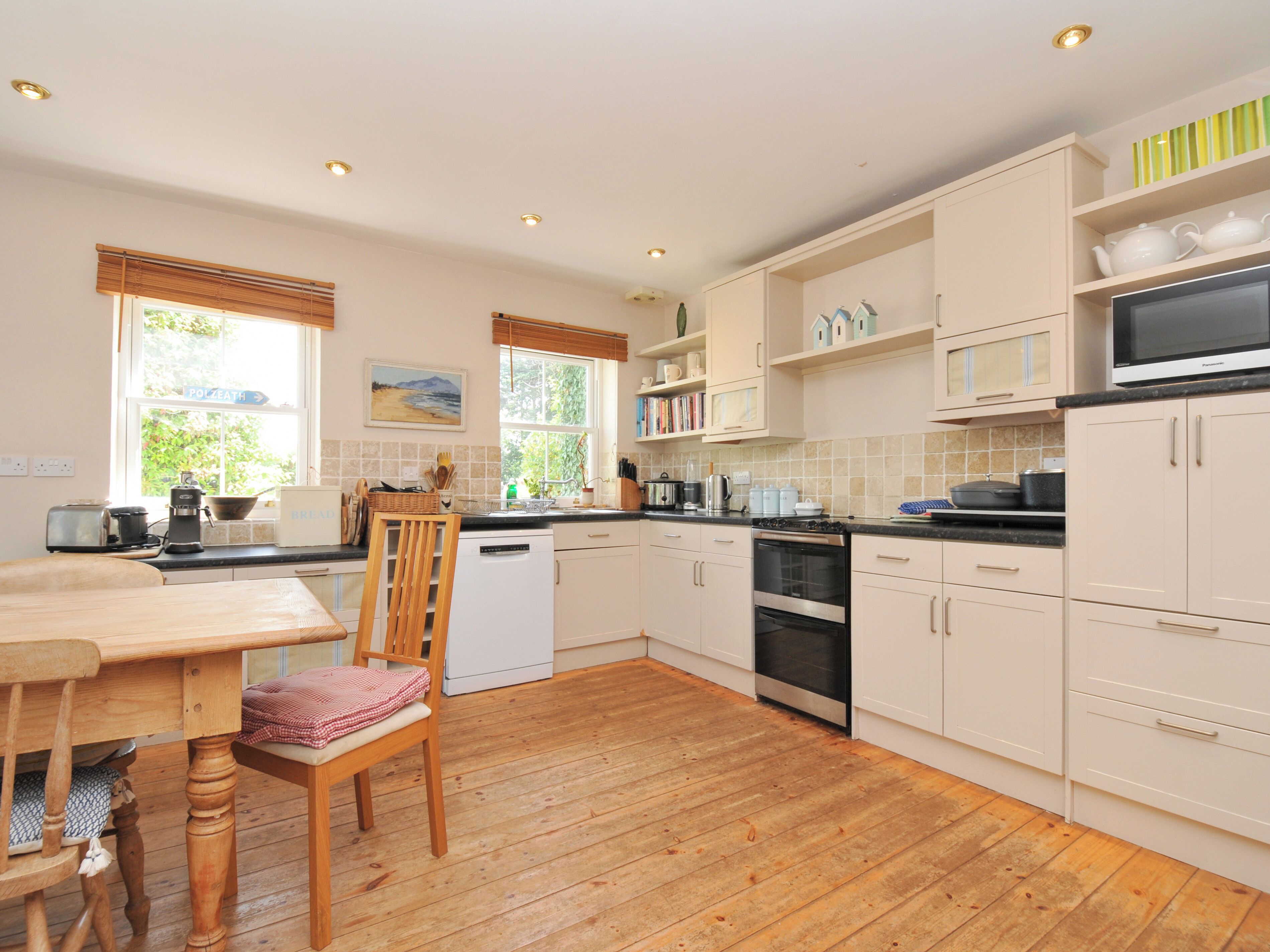Fridge, microwave, dishwasher, cookware/dishes/utensils