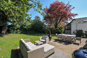 Cottage | Outdoor dining