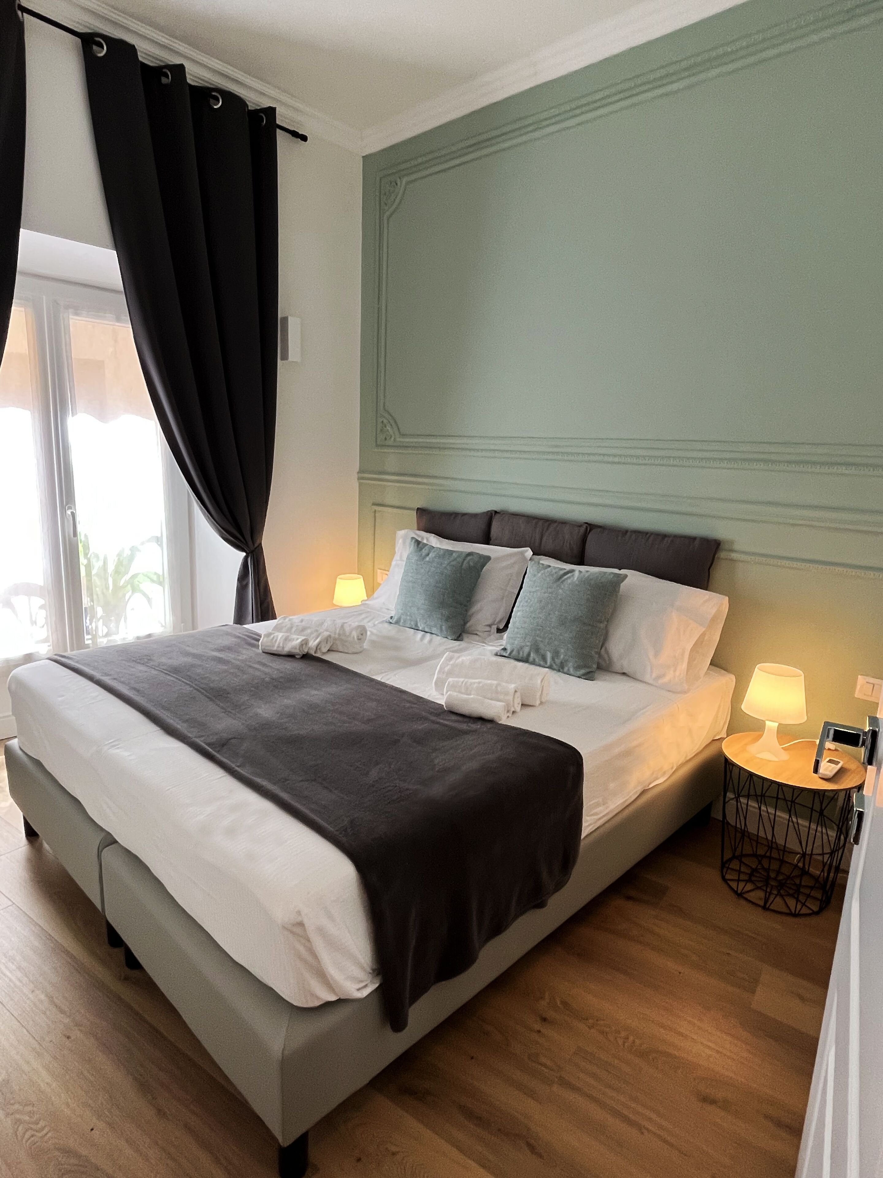 Familienapartment | Daunenbettdecken, Verdunkelungsvorhänge, Bügeleisen/Bügelbrett