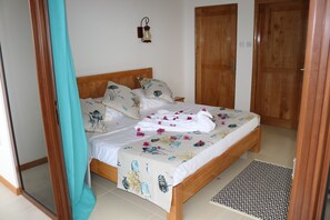3 habitaciones, tabla de planchar con plancha y wifi gratis