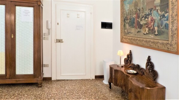 TV - Venezianamente - Casa sant'Aponal (Venice)
