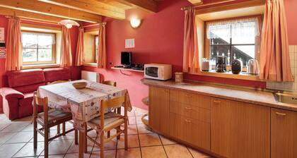 Apartment Baita Miralago - Fopel with Mountain View, Garden and Wi-Fi