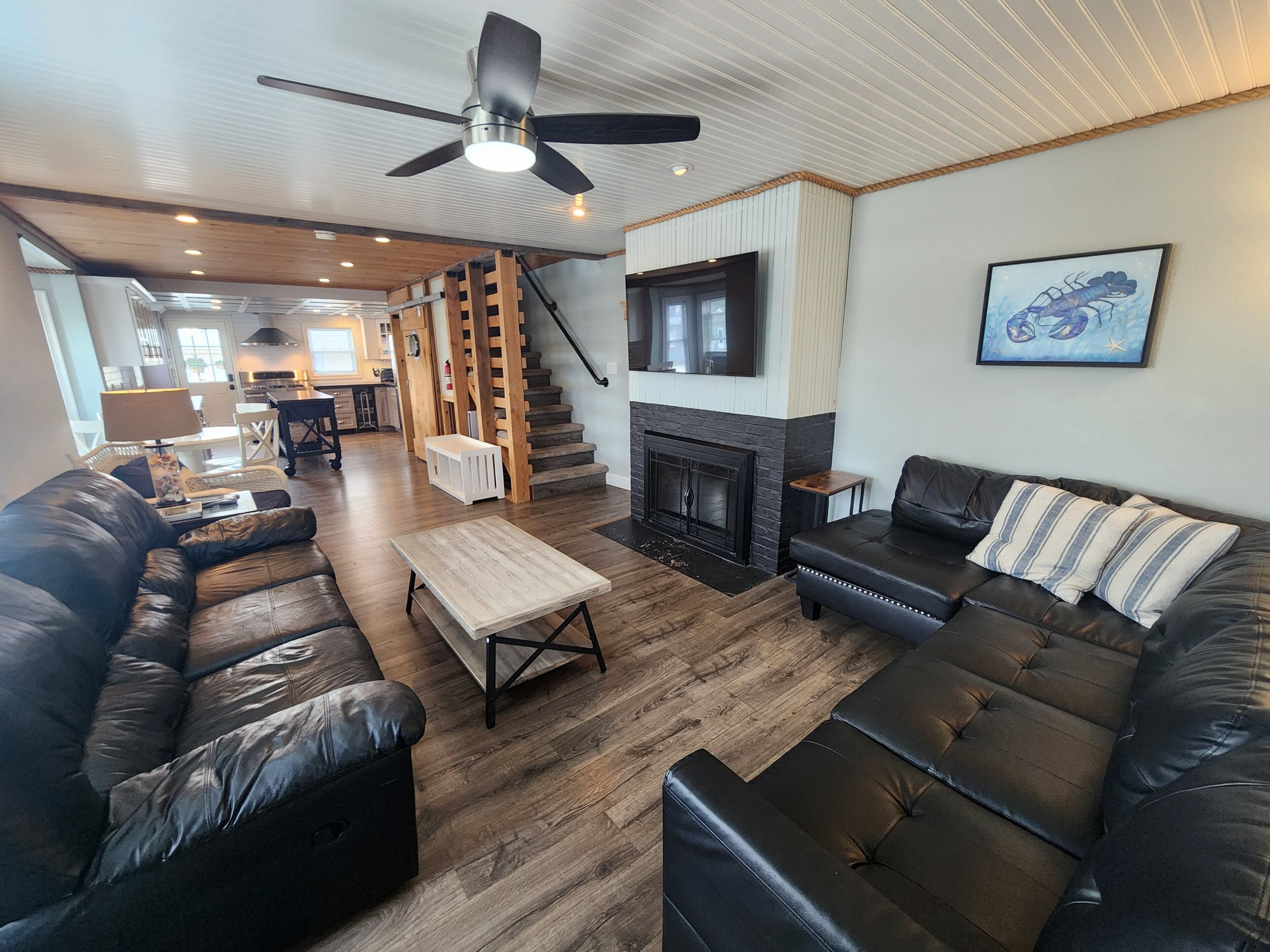 Party On The Porch!  Huge Modern Beach House Steps To The Sand And Strip! - Hampton Beach, NH