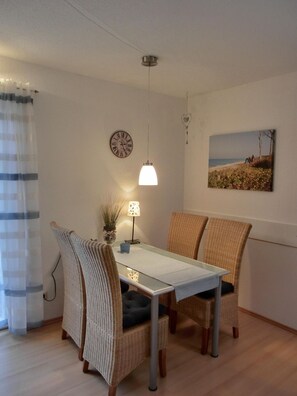 تناول الطعام