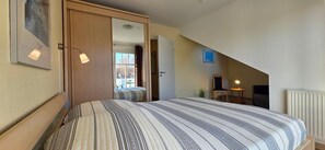 2 chambres, fer et planche à repasser, Wi-Fi