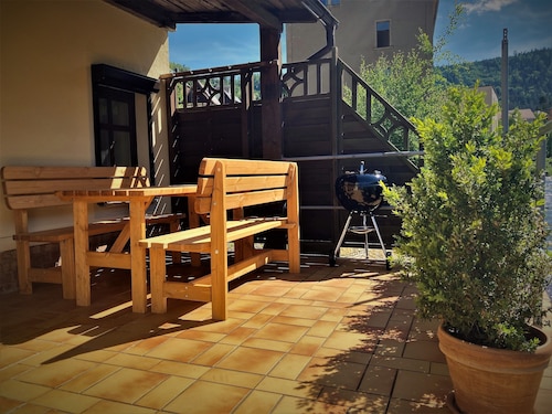 gemütl. FeWo, zentral und ruhig, Säch. Schweiz, 55qm, Familienfreundl., Terrasse