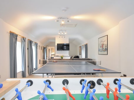 Cottage | Interior