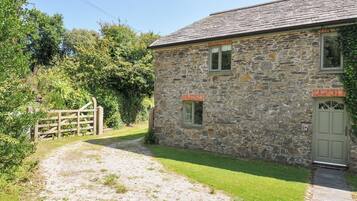 Cottage | Interior
