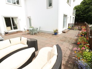 Cottage | Interior - Charlecote House (Saundersfoot)