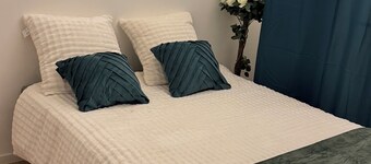 Apartment terrace WIFI cable channels 4 pers Lille fac de droit Moulins