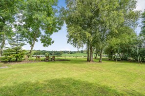 Cottage | Property grounds