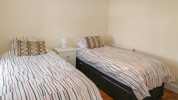 Casa de campo | 2 dormitorios, decoración individual, mobiliario individual