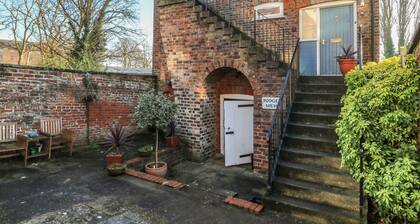 1 Rodgers Mews