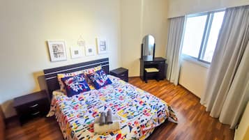 Apartamento estándar | 1 dormitorio, escritorio, espacio para trabajar con un portátil