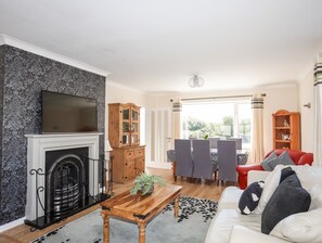 Cottage | Living room