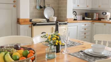 Casa de campo | Cocina privada | Lavavajillas y utensilios de cocina