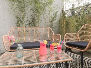 Cottage | Balcony
