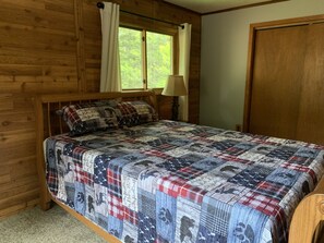3 bedrooms, desk, free WiFi - Cozy Lakehouse retreat on beautiful Wildflower Bay (Rhinelander)