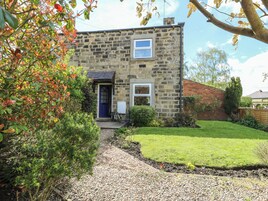 Cottage | Front of property