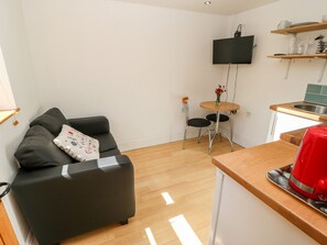 Cottage | Living room - Garden Cottage (Ilkley)