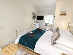 3 chambres, décor unique, ameublement unique, accès au Wi-Fi (inclus)