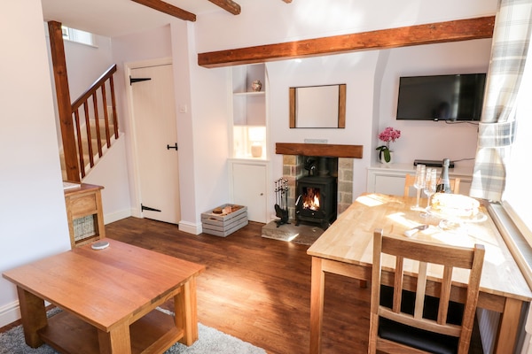Cottage | Living room