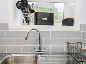Cottage | Dapur peribadi | Mesin basuh pinggan mangkuk 