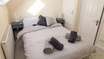 Cottage | 3 bedrooms, individually decorated, individually furnished, free WiFi