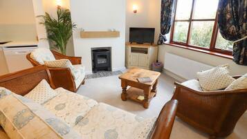 Cottage | Living room