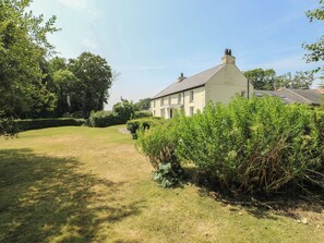 Exterior - Clynnog House (Llanfairpwllgwyngyll)